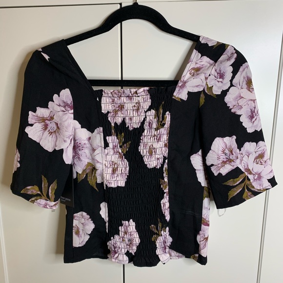 NWT Free Press Gathered Back Floral Crop Top - Picture 9 of 16